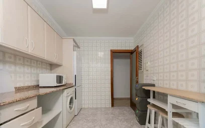 Özel oda konumu C/ de Callosa d'En Sarrià, 13, piso 3, puerta 6, Jesús, 46007 València, Valencia, Spain, 13 21 görüntüsü