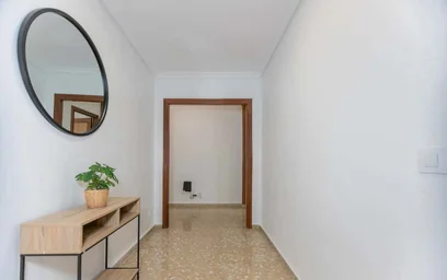 Özel oda konumu C/ de Callosa d'En Sarrià, 13, piso 3, puerta 6, Jesús, 46007 València, Valencia, Spain, 4 21 görüntüsü