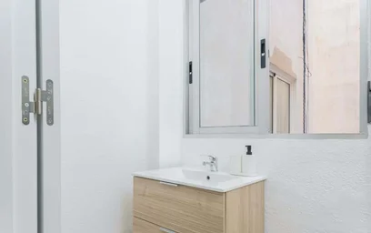 Özel oda konumu Av. del Cid, 70, piso 4, puerta 10, L'Olivereta, 46018 València, Valencia, Spain, 14 22 görüntüsü