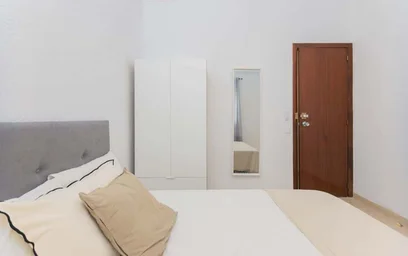 Özel oda konumu Av. del Cid, 70, piso 4, puerta 10, L'Olivereta, 46018 València, Valencia, Spain, 5 22 görüntüsü