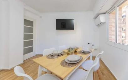 Özel oda konumu Carrer del Bisbe Jaume Pérez, 7, puerta 11, Quatre Carreres, 46004 València, Valencia, Spain, 13 21 görüntüsü