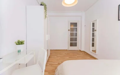 Özel oda konumu Carrer del Bisbe Jaume Pérez, 7, puerta 11, Quatre Carreres, 46004 València, Valencia, Spain, 4 21 görüntüsü