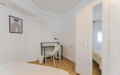Özel oda konumu Carrer del Bisbe Jaume Pérez, 7, puerta 11, Quatre Carreres, 46004 València, Valencia, Spain, 5 21 görüntüsü