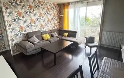 Alquiler de habitaciones por meses en {area}