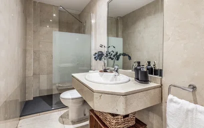 Private room at Luxemburger Straße, image 8 of 16