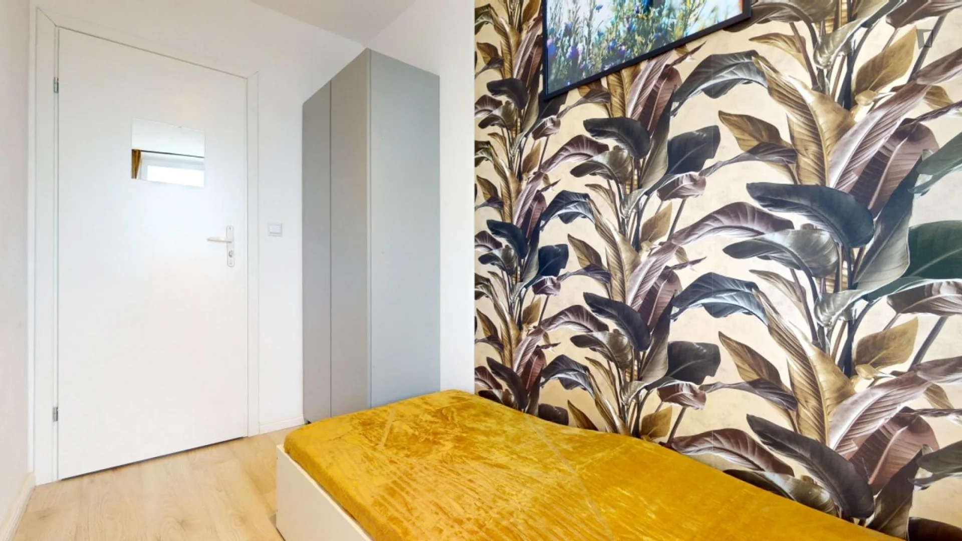 Habitación en apartamento estudiantil en alquiler en , completamente amueblado