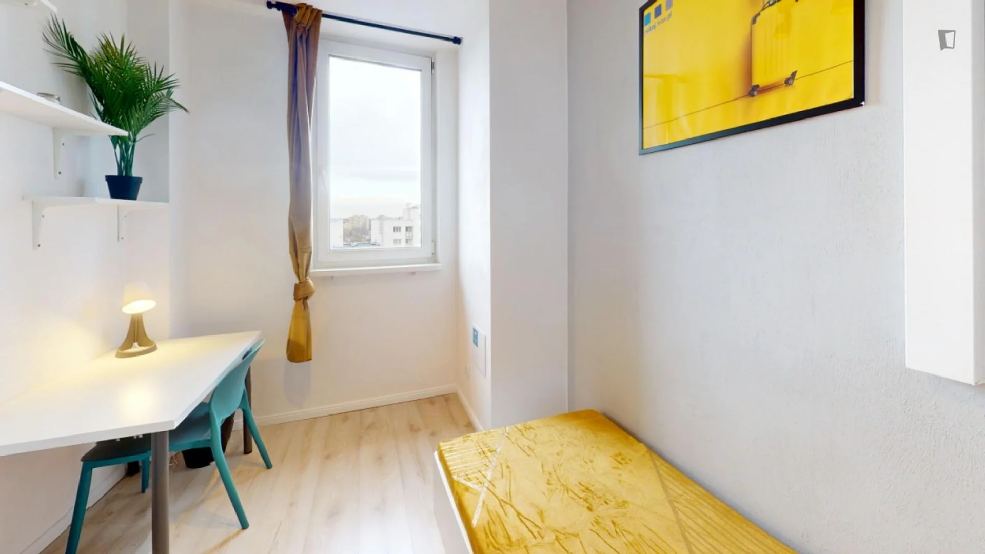 Habitación acogedora para estudiantes disponible en