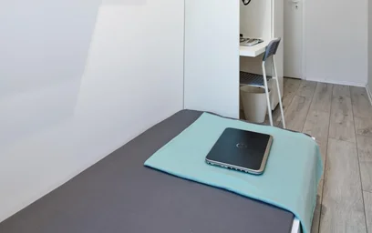 Privatzimmer in der Al. Solidarności, bild 2 von 16