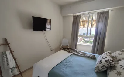 Dairenin tamamı konumu Calle Pedro Ferrándiz 3, 8 20 görüntüsü