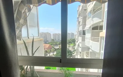 Dairenin tamamı konumu Calle Pedro Ferrándiz 3, 9 20 görüntüsü