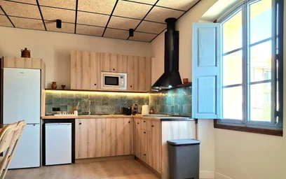 Private room at Carrer del Cardenal Rossell 112, image 3 of 18