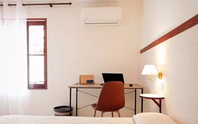 Private room at Carrer del Cardenal Rossell 112, image 6 of 18