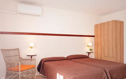 Private room at Carrer del Cardenal Rossell 112, image 7 of 18