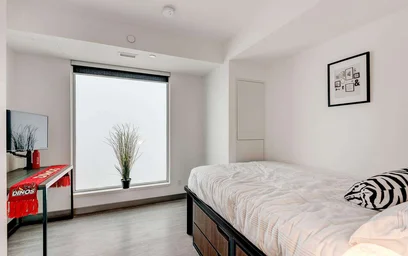 Całe miejsce w rezydencji 2416 16 Ave NW, Calgary, AB T2M 5C7, Canada, obraz 10 34