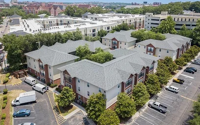 Dairenin tamamı Ikamet yerinde konumu 1825 W Call St, Tallahassee, FL 32304, United States, 17 19 görüntüsü