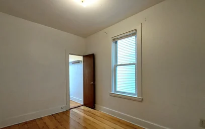Alojamiento entero en residencia en 90, Wenham St., Unit 2, Jamaica Plain, Boston, MA, 02130, imagen 12 de 26