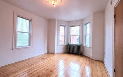 Alojamiento entero en residencia en 90, Wenham St., Unit 2, Jamaica Plain, Boston, MA, 02130, imagen 20 de 26