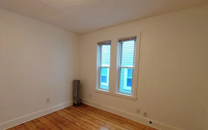 Alojamiento entero en residencia en 90, Wenham St., Unit 2, Jamaica Plain, Boston, MA, 02130, imagen 23 de 26