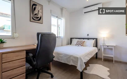 Entire apartment at Carrer de Sollana, image 13 of 19