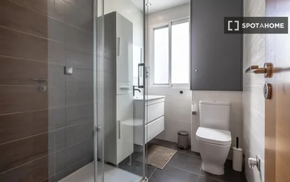 Entire apartment at Carrer de Sollana, image 18 of 19