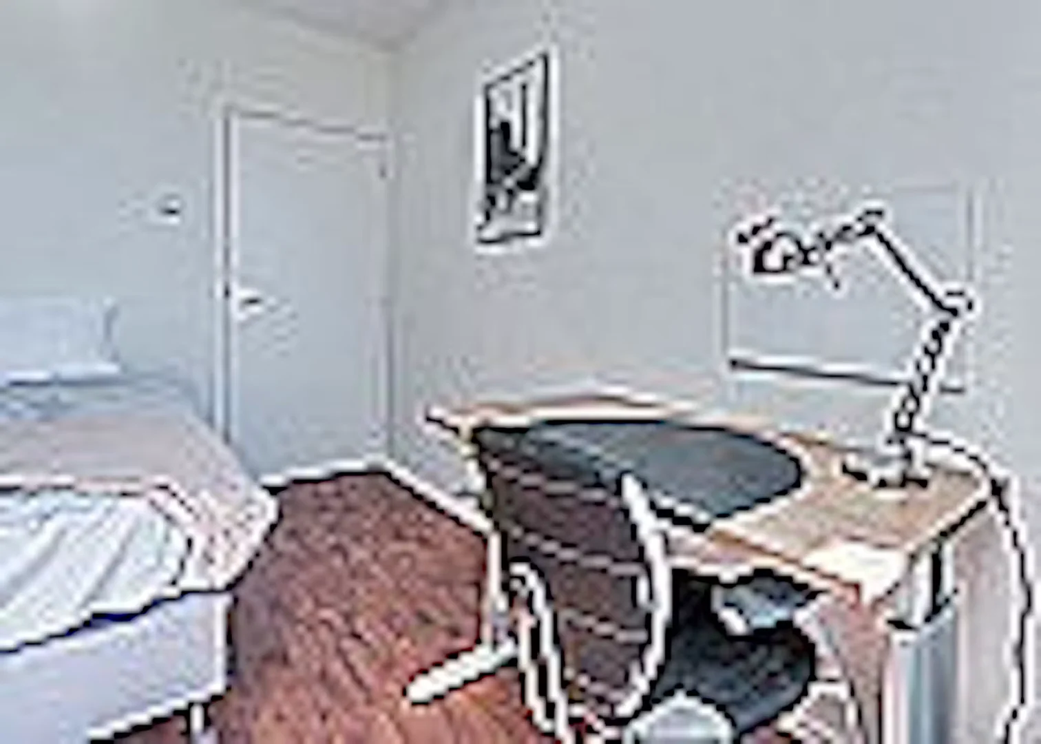 Quarto de estudante económico perto do campus em 