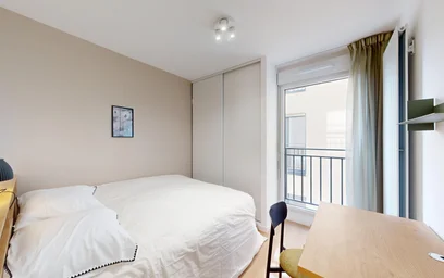 Privatzimmer in der 6 Rue Hoche, 92170, Vanves, FR, bild 1 von 14
