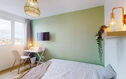 Privatzimmer in der 39 Rue Corot, 63000 Clermont-Ferrand, France, bild 1 von 20