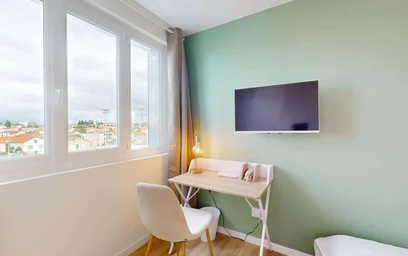 Privatzimmer in der 39 Rue Corot, 63000 Clermont-Ferrand, France, bild 4 von 20