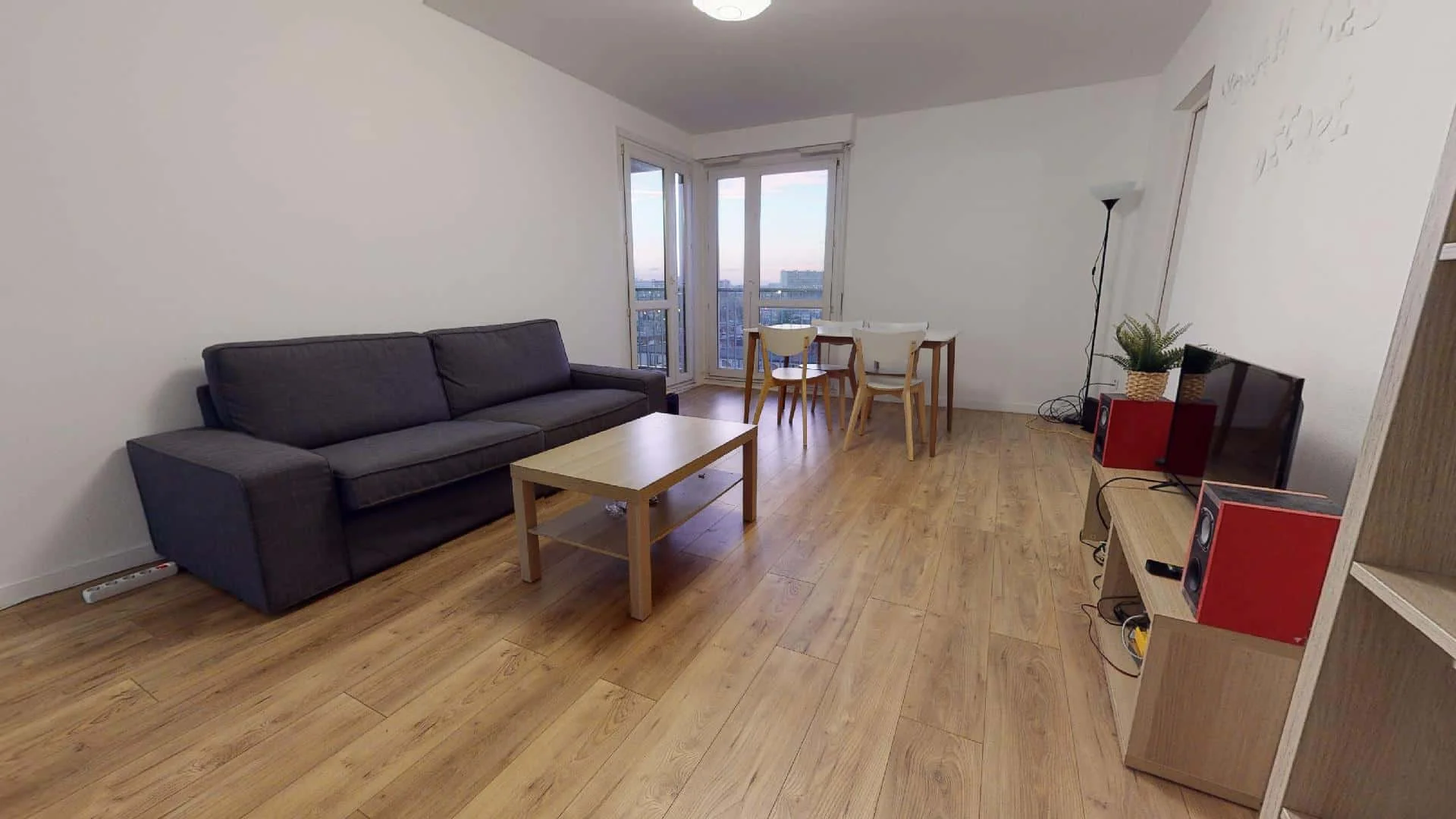 Habitación para estudiantes en  con modernas comodidades