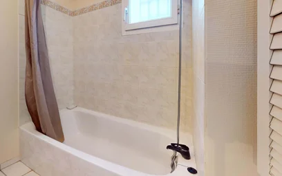 Entire apartment at 111 Rue Paul Doumer, 33700 Mérignac, France, image 13 of 16