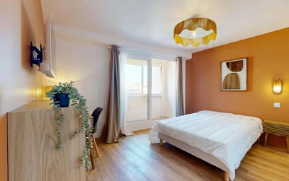 Helles Privatzimmer in {area}
