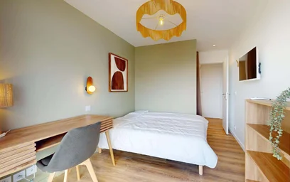 Privatzimmer in der 223 Rue Saint-Pierre, 13005 Marseille, France, bild 7 von 21