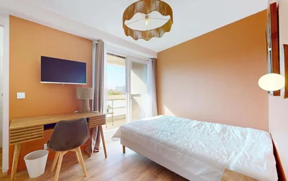 Privatzimmer in der 223 Rue Saint-Pierre, 13005 Marseille, France, bild 3 von 21