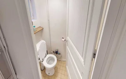 Private room at quai romain rolland, image 18 of 21