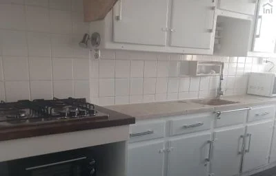 Chambre privée à Other - Rua Dom Tomás de Melo Breyner, image 4 de 17