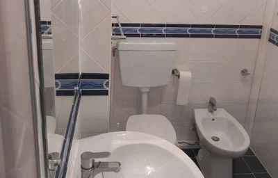 Chambre privée à Other - Rua Dom Tomás de Melo Breyner, image 7 de 23