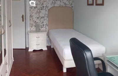 Chambre privée à Other - Rua Dom Tomás de Melo Breyner, image 18 de 23