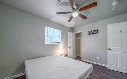Całe miejsce w rezydencji Street, TX, Houston, United States, 77033, obraz 3 28