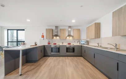 Privatzimmer im Wohnheim in der 577 N End Rd, London, Wembley HA9 0QJ, United Kingdom, bild 3 von 20