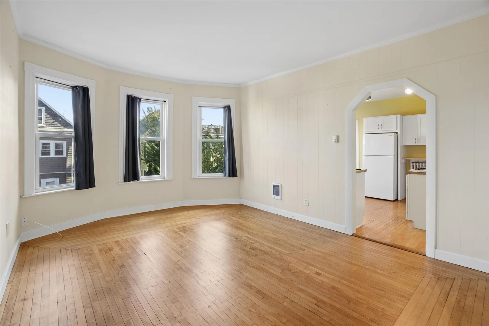 14, Glenwood Ave., Unit 2, Cambridgeport, Cambridge, MA, 02163