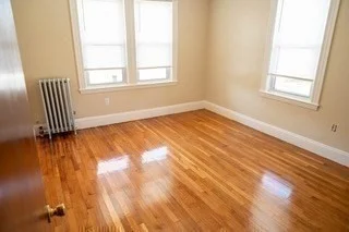 Alojamiento entero en residencia en 29, Donald Rd., Unit 3, Dorchester, Boston, MA, 02124, imagen 28 de 31