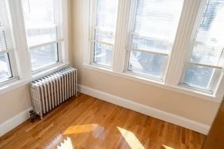 Alojamiento entero en residencia en 29, Donald Rd., Unit 3, Dorchester, Boston, MA, 02124, imagen 30 de 31