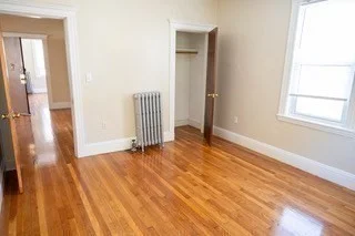 Alojamiento entero en residencia en 29, Donald Rd., Unit 3, Dorchester, Boston, MA, 02124, imagen 7 de 31