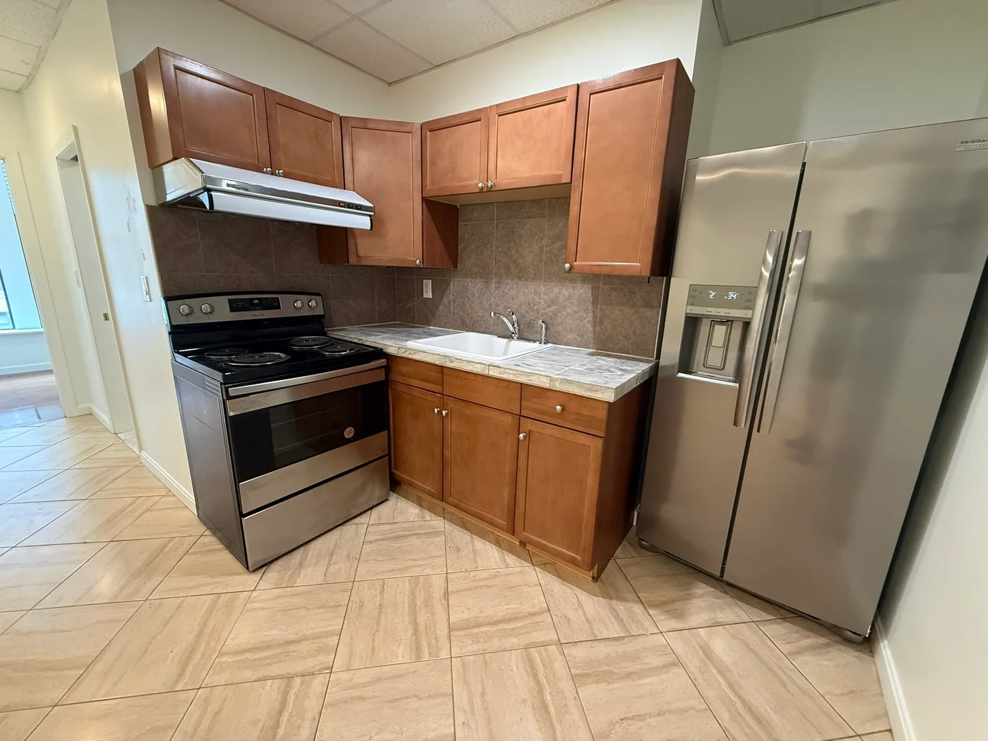72, Kneeland, Unit 702, Chinatown, Boston, MA, 02111