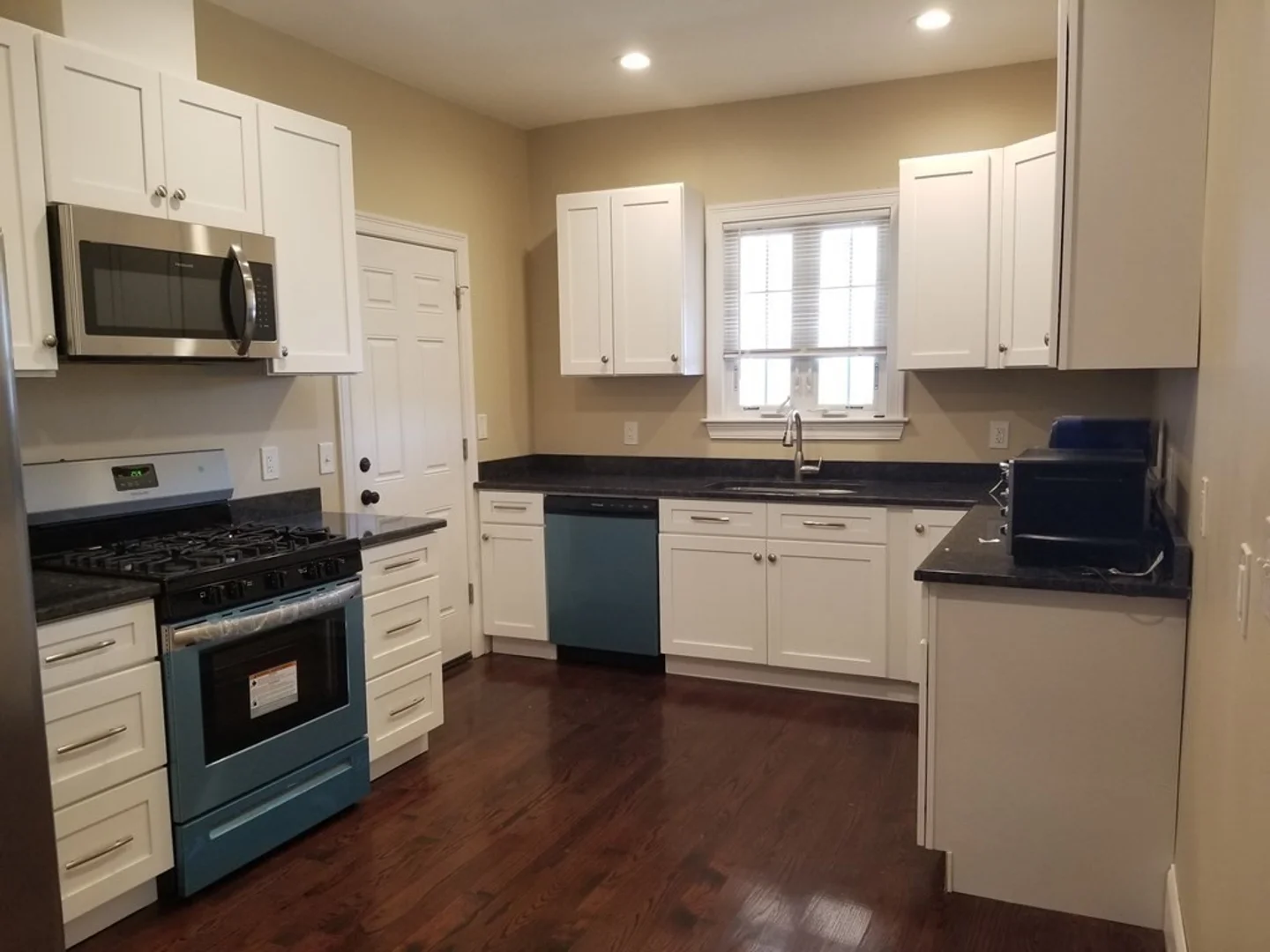 21, Brookledge, Unit 2R, Dorchester, Boston, MA, 02121