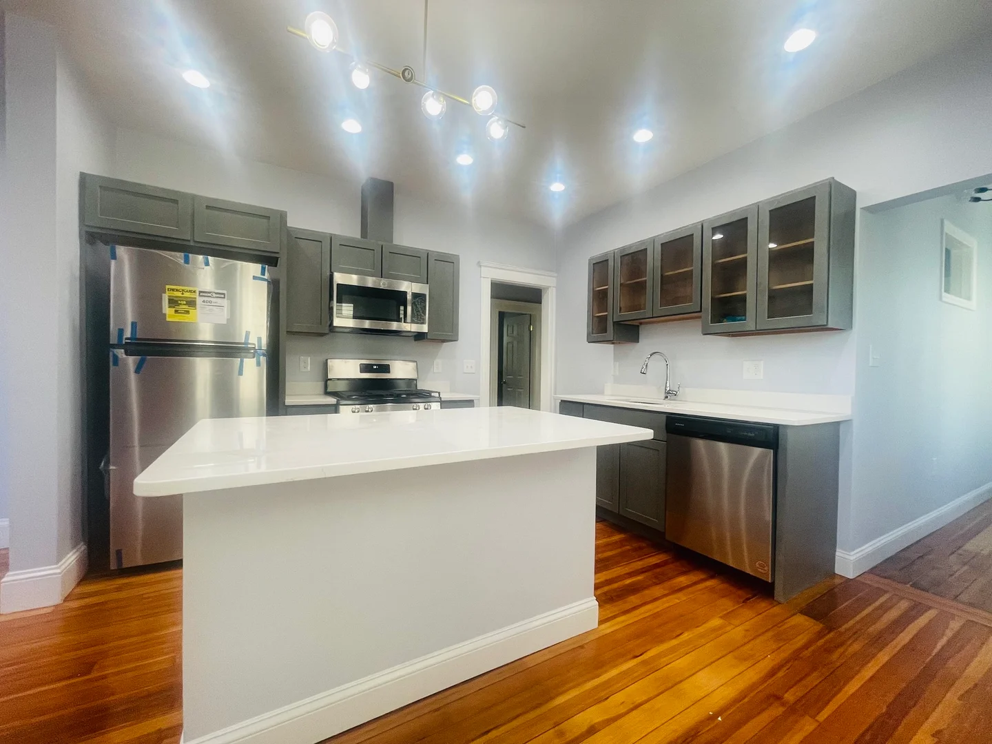 21, Crowell St., Unit 2, Dorchester, Boston, MA, 02124