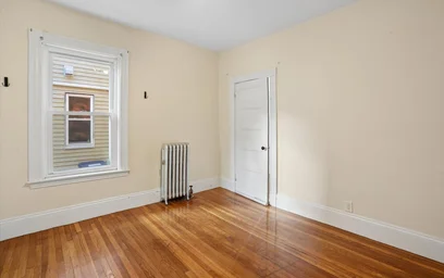 Logement entier en résidence à 12, Glenwood Ave., Unit 1, Cambridgeport, Cambridge, MA, 02163, image 16 de 29