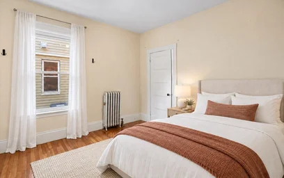 Logement entier en résidence à 12, Glenwood Ave., Unit 1, Cambridgeport, Cambridge, MA, 02163, image 17 de 29