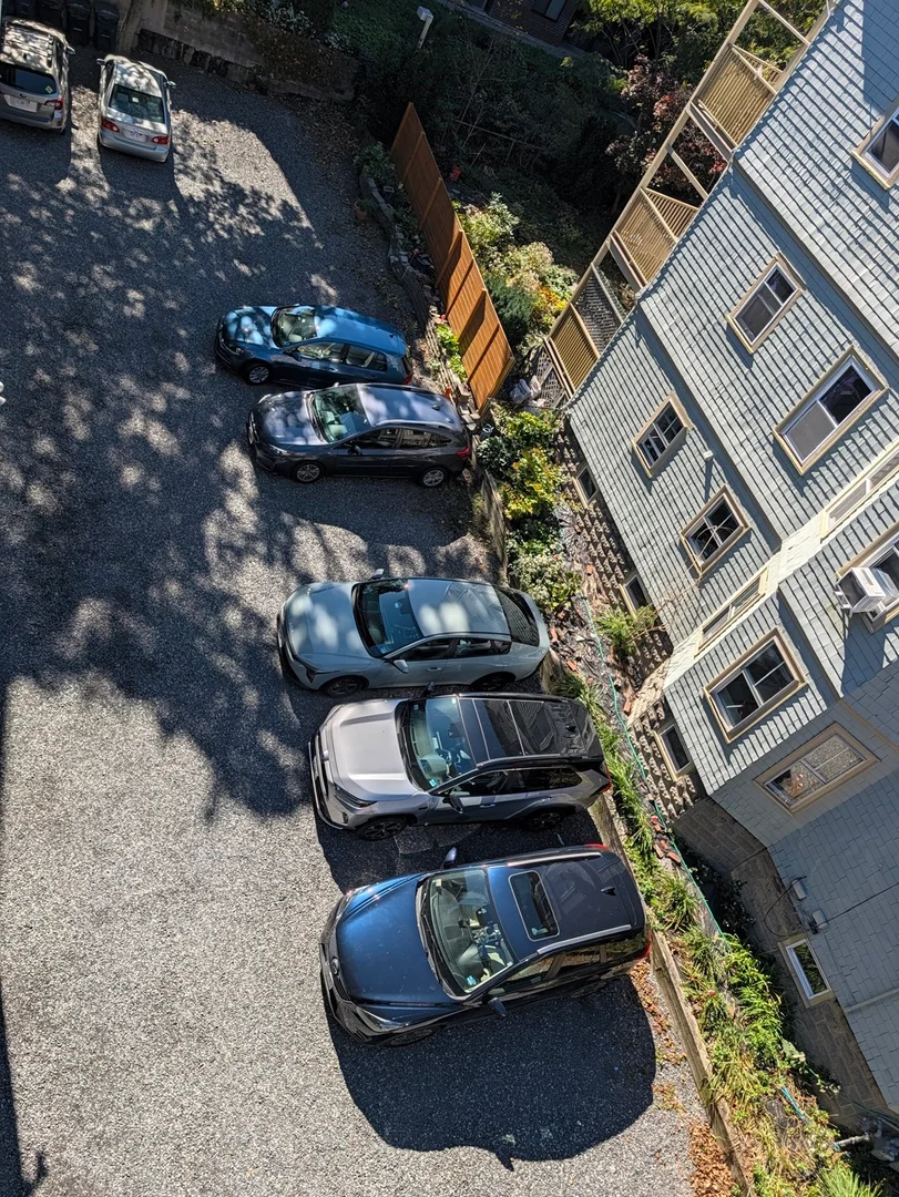 161, Hancock St., Unit 8, Mid Cambridge, Cambridge, MA, 02139