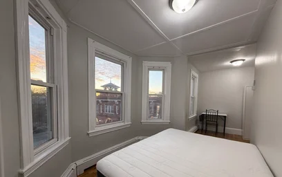 Logement entier en résidence à 4, Sherman, Unit 3, Neighborhood Nine, Cambridge, MA, 02138, image 10 de 12